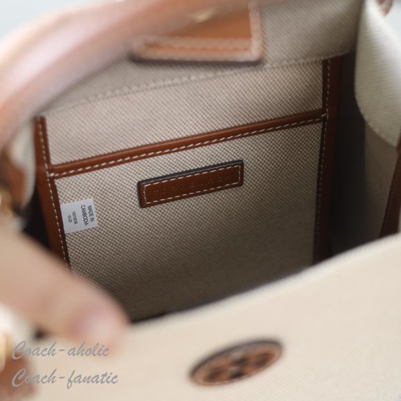 NWT Tory Burch Blake Canvas Bucket Bag Crossbody in Canvas/Classic Cuoio - Picture 12 of 12